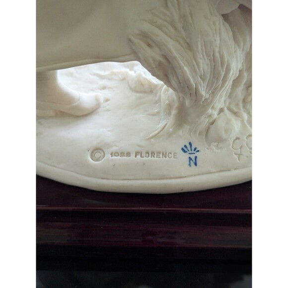 Giuseppe Armani Porcelain Figurine 10” Italy 1988 Capodimonte Girl w Wheelbarrow - Picture 16 of 16